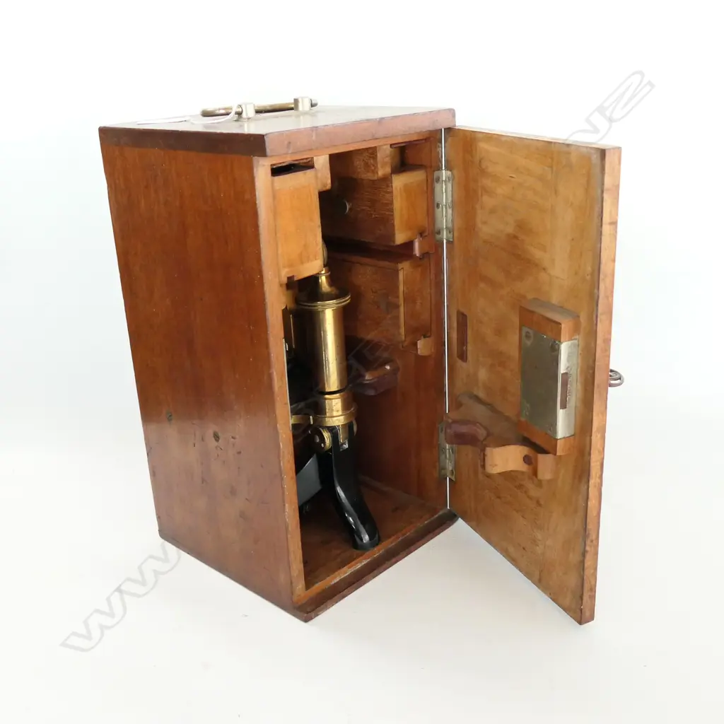 ERNST LEITZ, WETZLER COMPOUND MONOCULAR MICROSCOPE, MAHOG CASE, c.1890-1903, (Cf. Billings Collection pg92, fig172) Image 1++